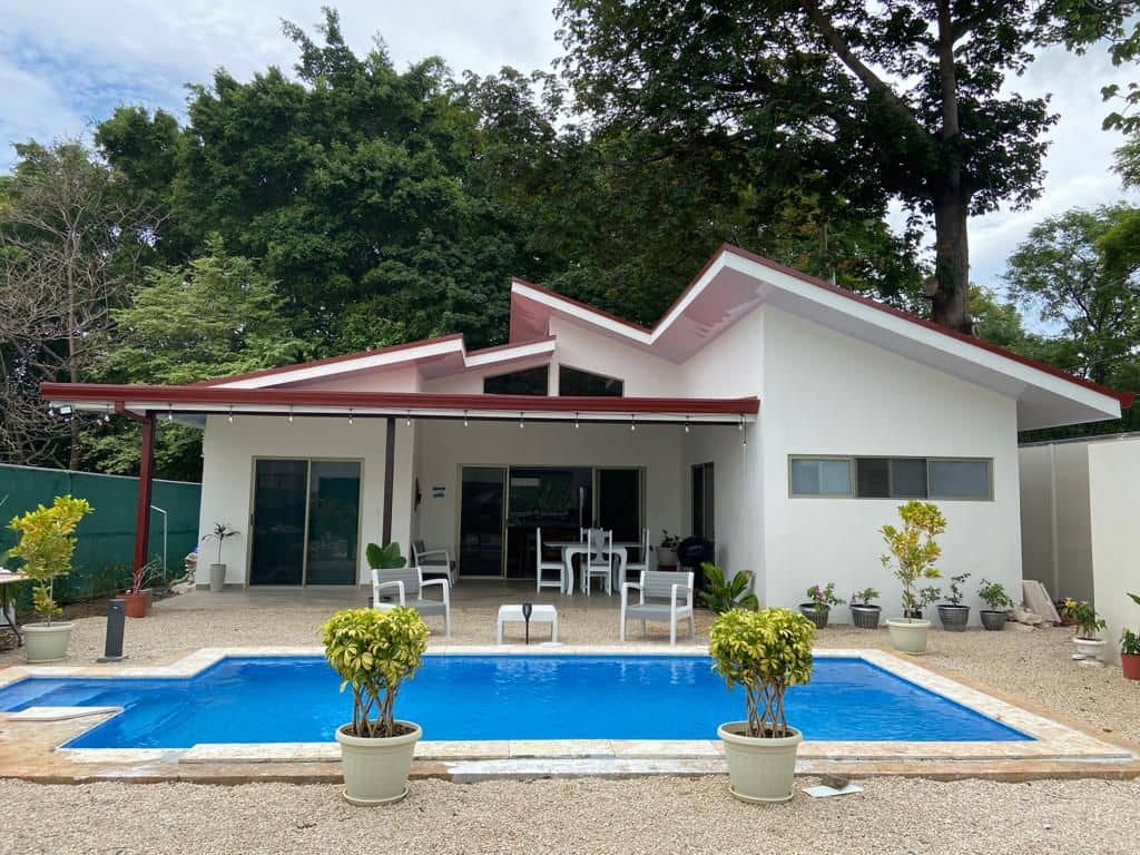 Casa Blanca, Casa Totalmente Nueva